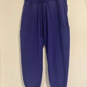 Mandala Jogger Scrub Pants size PM in color True Grape